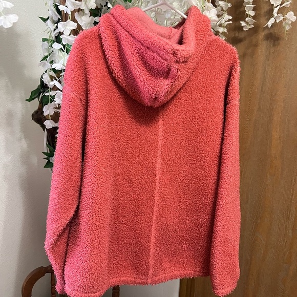 Nike Pink Oversized Hoodie with Relaxed Fit - Picture 7 of 9